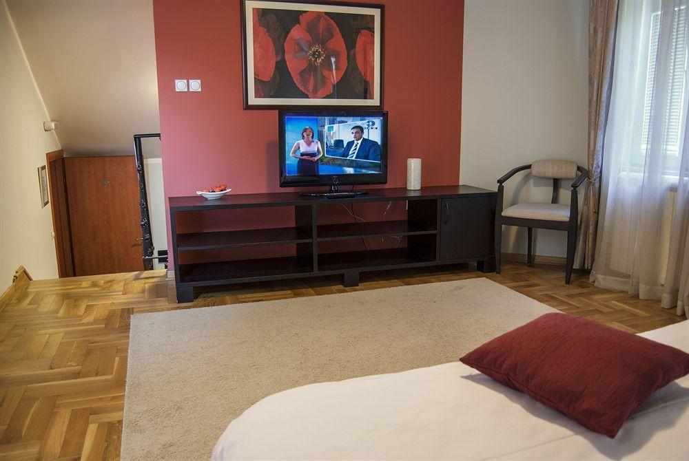 Villa Forest Belgrado Esterno foto