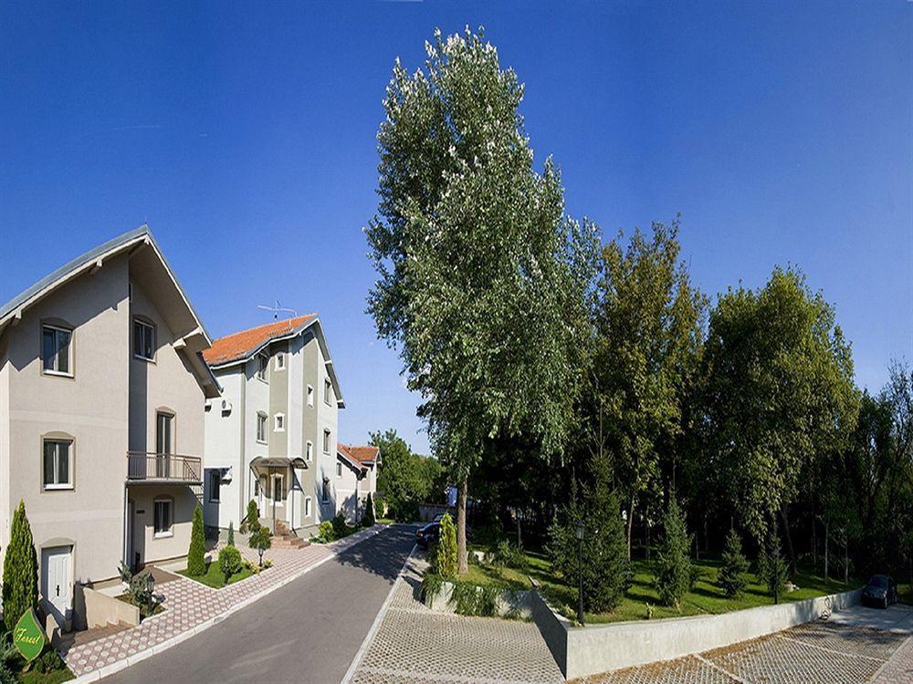 Villa Forest Belgrado Esterno foto