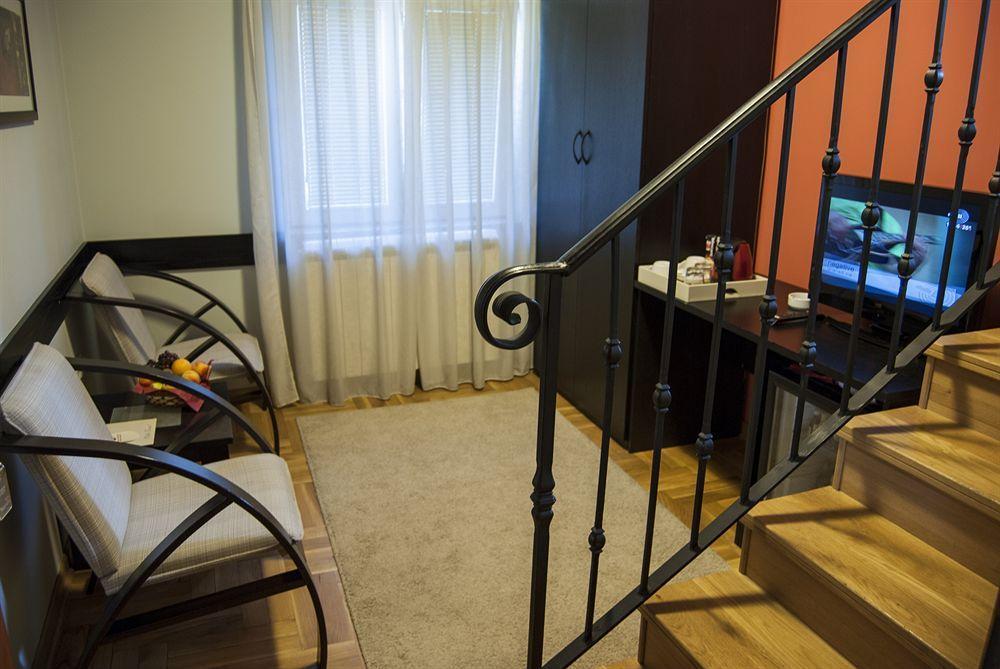 Villa Forest Belgrado Esterno foto