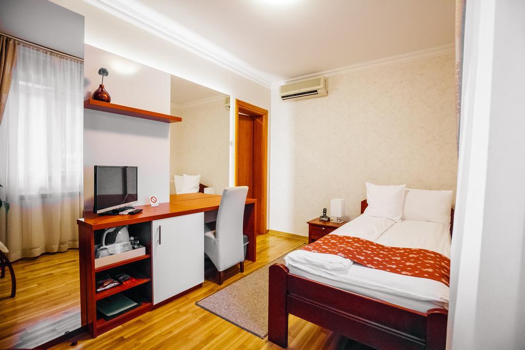 Villa Forest Belgrado Esterno foto