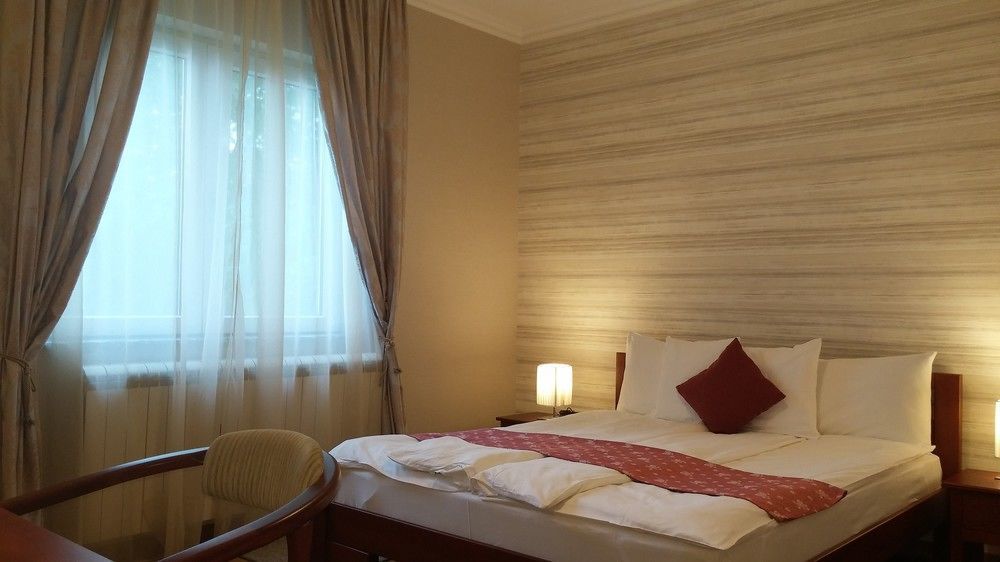 Villa Forest Belgrado Esterno foto
