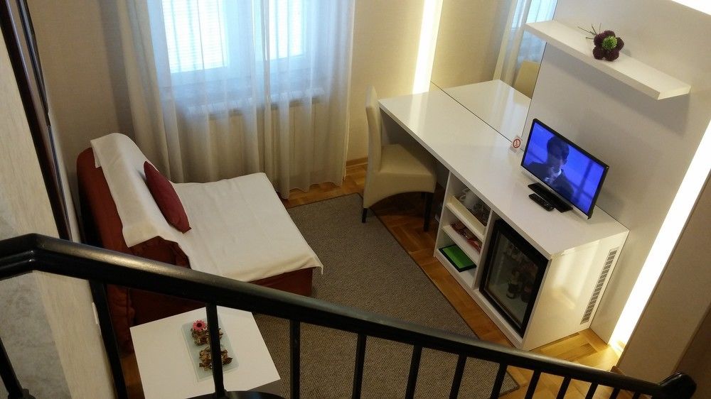 Villa Forest Belgrado Esterno foto